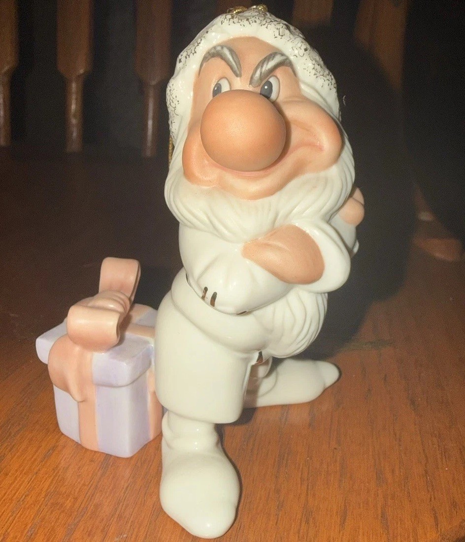 Lenox 7 dwarves Disney Collection ornaments, 24k Gold Hand painted