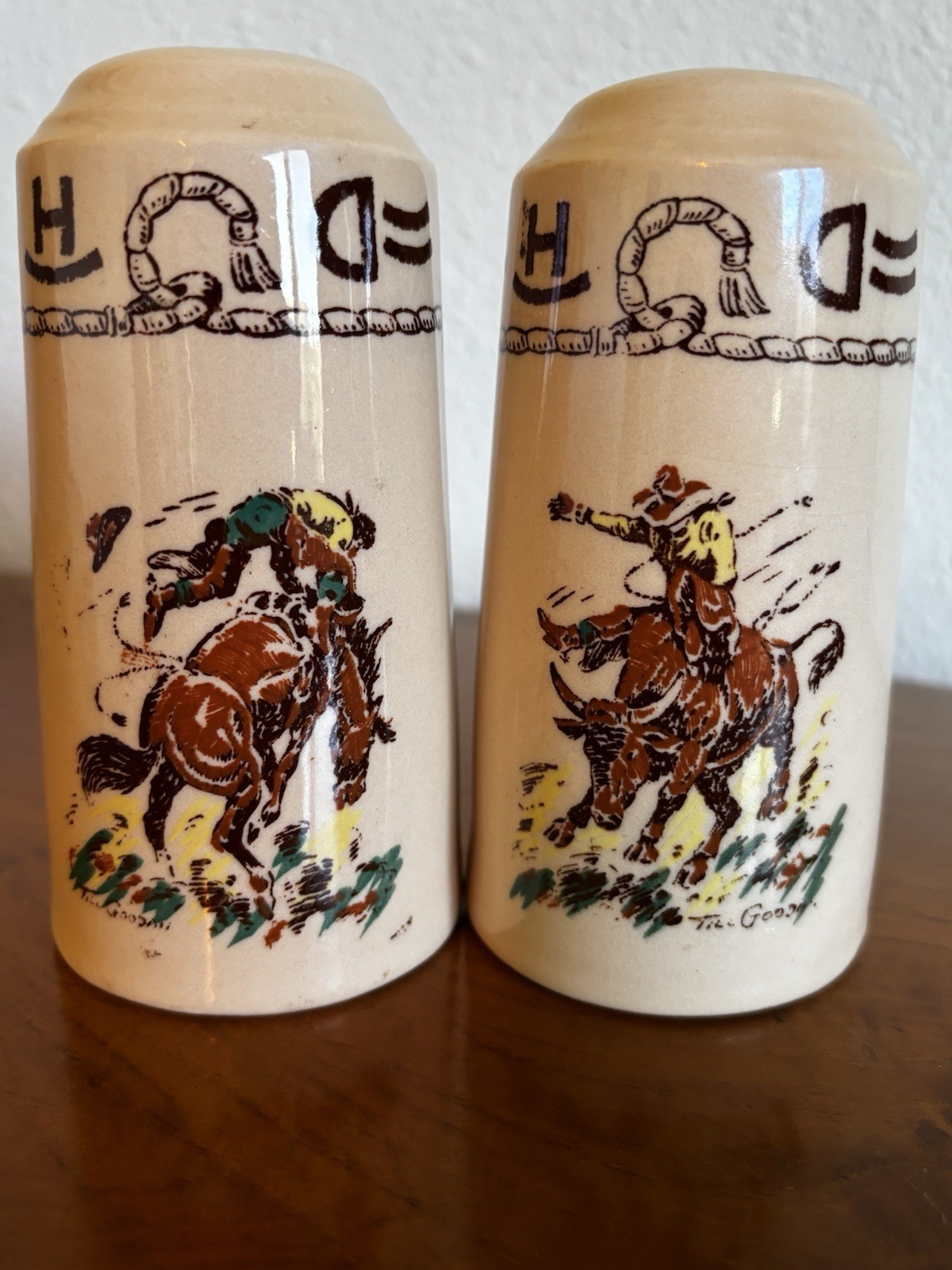 Vintage WALLACE CHINA WESTWARD HO RODEO 5" SALT & PEPPER SHAKERS Till Goodan Vintage WALLACE CHINA WESTWARD HO RODEO 5" SALT & PEPPER SHAKERS Till Goodan