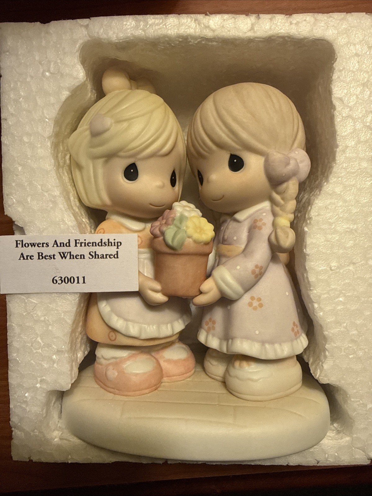 Precious Moments Flowers And Friendship Are Best When Shared 630011 Box 2006 Precious Moments Flowers And Friendship Are Best When Shared 630011 Box 2006