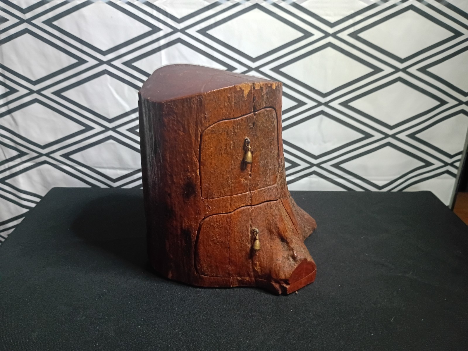 vintage hand carved trinket box one of a kind 2 drawer vintage hand carved trinket box one of a kind 2 drawer