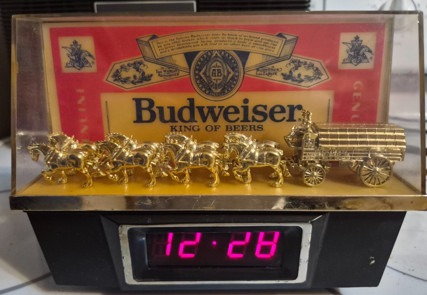 1979 Vintage Budweiser Clydesdale Digital Clock Gold Horse Wagon Display Works 1979 Vintage Budweiser Clydesdale Digital Clock Gold Horse Wagon Display Works