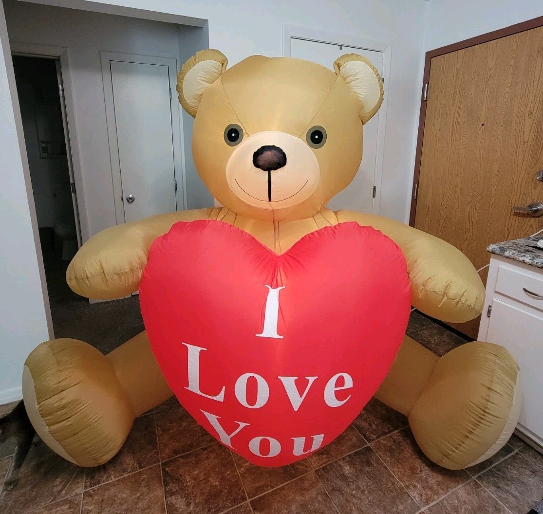 2002 Gemmy 6' Airblown Lighted Inflatable I Love You Heart Teddy Bear 2002 Gemmy 6' Airblown Lighted Inflatable I Love You Heart Teddy Bear