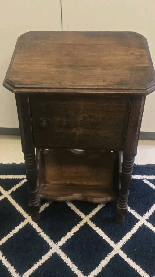 Antique 1920s Copper Lined Humidor Smoking Stand Vintage Magazine Rack Table Antique 1920s Copper Lined Humidor Smoking Stand Vintage Magazine Rack Table