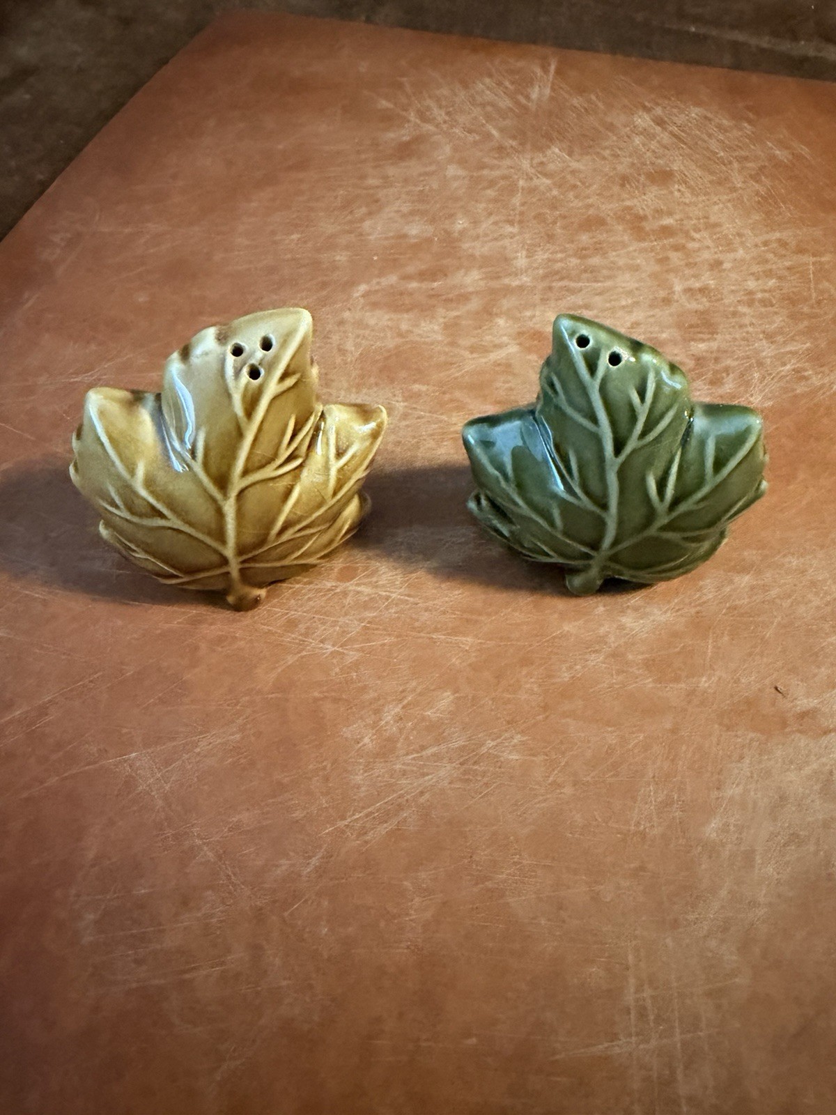 Vintage Kirkland's Ceramic Fall Leaf Salt and Pepper Shakers Set Green Brown 3" Vintage Kirkland's Ceramic Fall Leaf Salt and Pepper Shakers Set Green Brown 3"