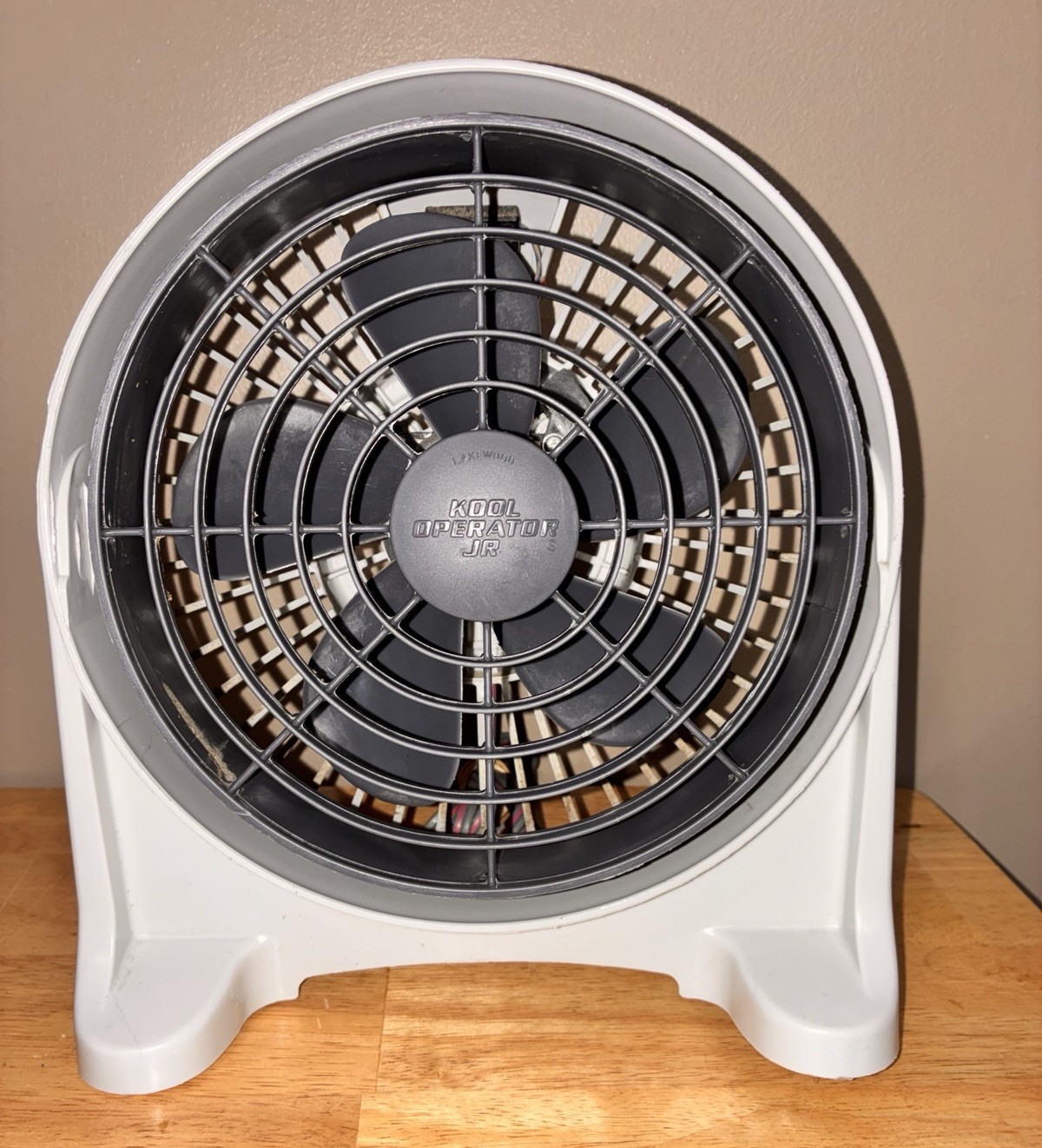 Lakewood Kool Operator Jr Table Fan 3 Speed Vintage Clean Mint Condition Working Lakewood Kool Operator Jr Table Fan 3 Speed Vintage Clean Mint Condition Working