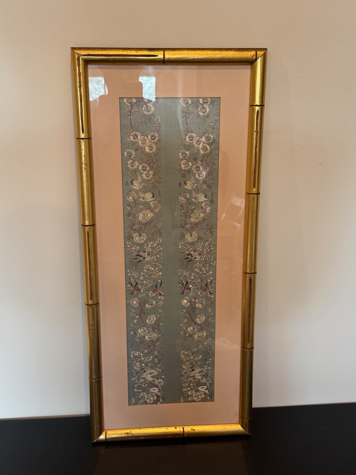 Vtg Antique Chinese Framed Silk Embroidered Textile Birds & Flowers Decoration Vtg Antique Chinese Framed Silk Embroidered Textile Birds & Flowers Decoration