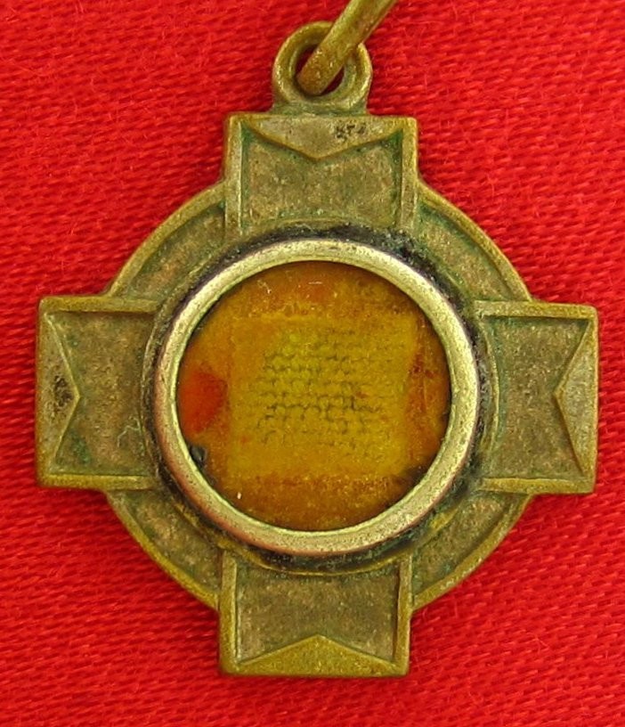 Vintage MARGARET MARY ALACOQUE Relic Medal Catholic RELIC CLOTH Pendant Cross Vintage MARGARET MARY ALACOQUE Relic Medal Catholic RELIC CLOTH Pendant Cross