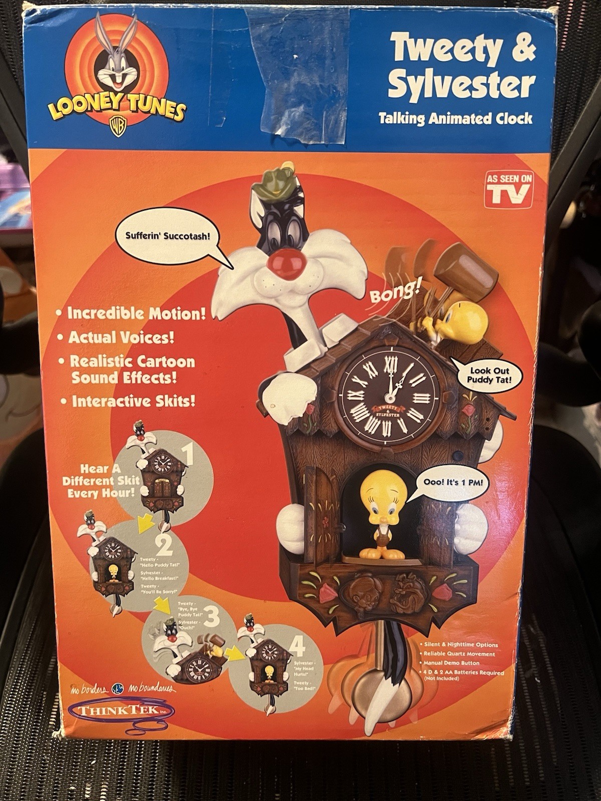 ThinkTek Looney Tunes Tweety & Sylvester Talking Animated Quartz Wall Clock ThinkTek Looney Tunes Tweety & Sylvester Talking Animated Quartz Wall Clock