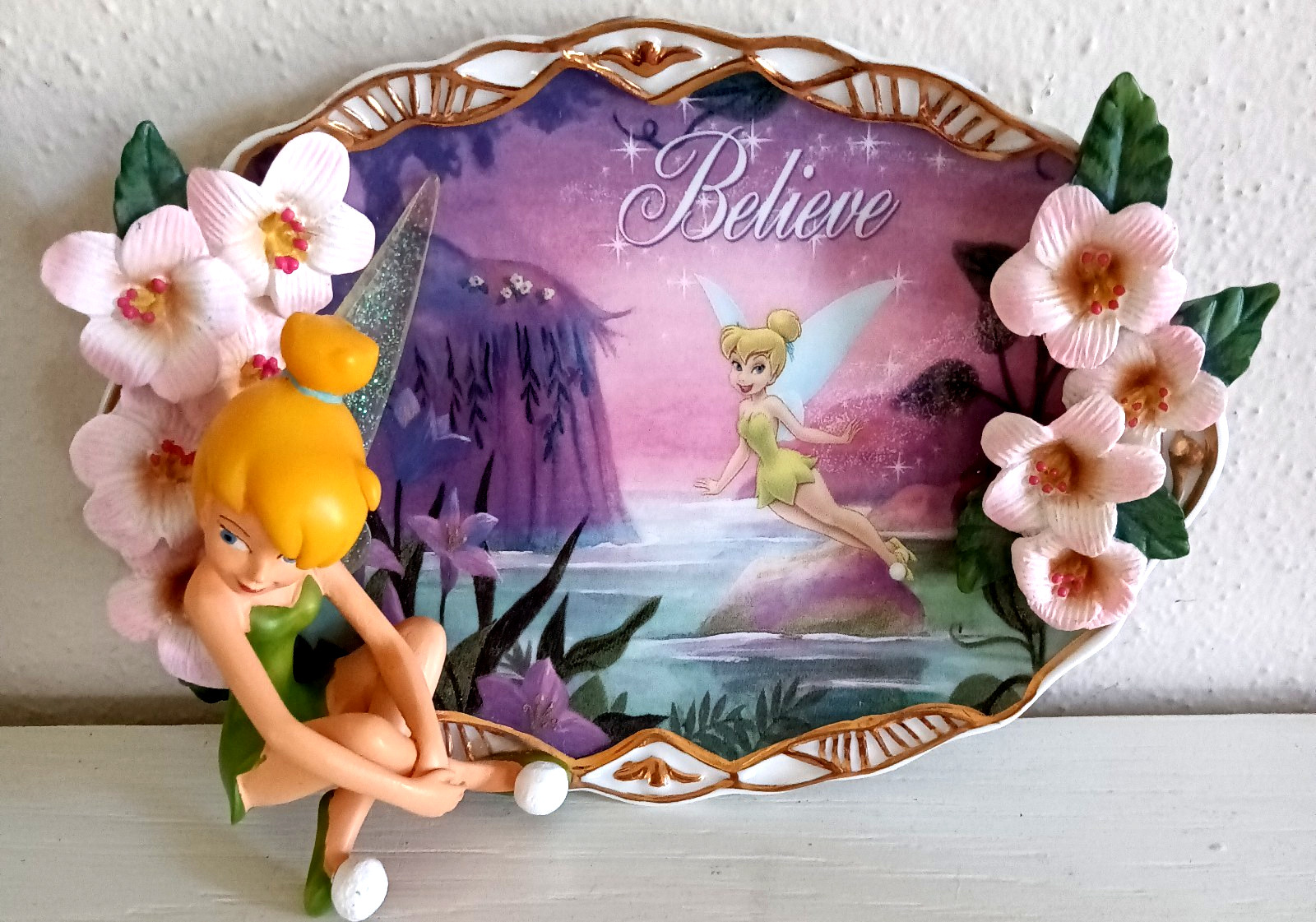 Bradford Exchange Disney 2007 Believe Treasures of Tinker Bell 3D Plate 8" READ Bradford Exchange Disney 2007 Believe Treasures of Tinker Bell 3D Plate 8" READ