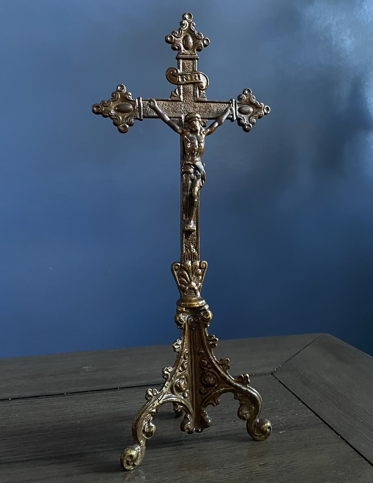 Antique Ornate Alter Cross Crucifix - Metal Three Leg Base - Early 1900s Antique Ornate Alter Cross Crucifix - Metal Three Leg Base - Early 1900s