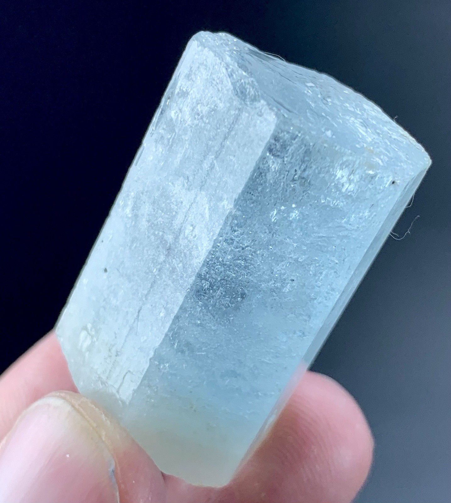 114 Ct Natural Aquamarine Crystal From Pakistan 114 Ct Natural Aquamarine Crystal From Pakistan