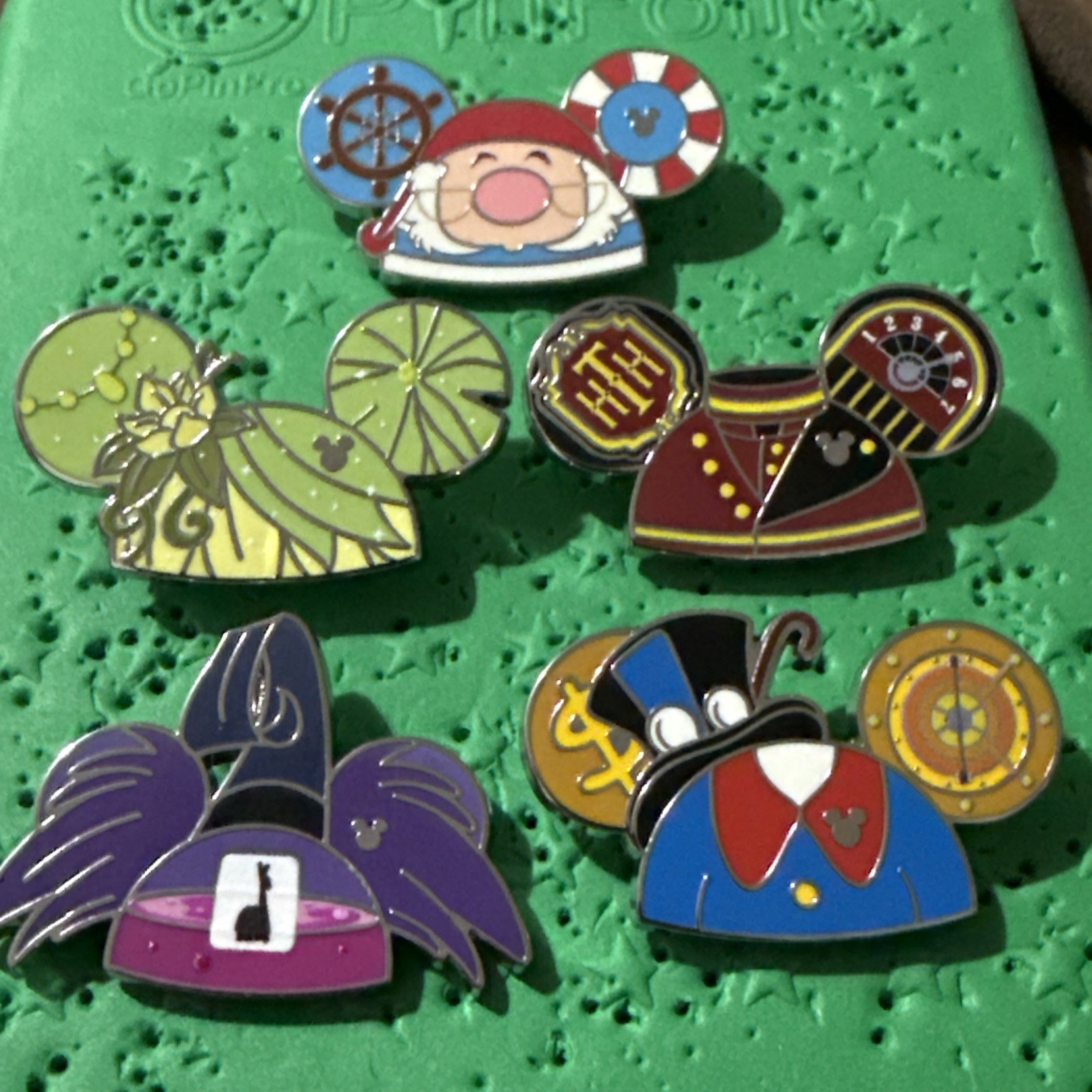 2025 Disney WDW Hidden Mickey Ear Hats Wave B 5 Pin Set- NO CHASER 2025 Disney WDW Hidden Mickey Ear Hats Wave B 5 Pin Set- NO CHASER