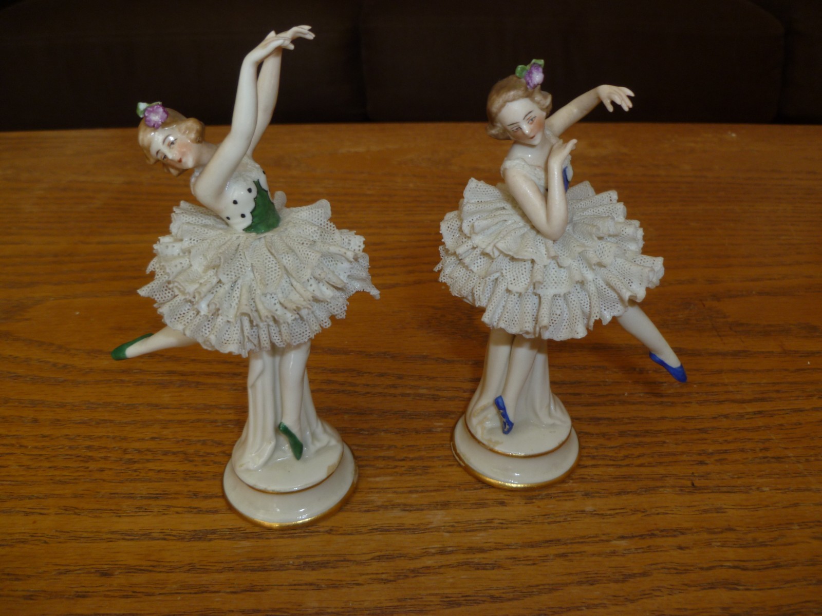 Vintage Pair of Sitzendorf Germany Dresden Lace Ballerina Figurines 1797 1798