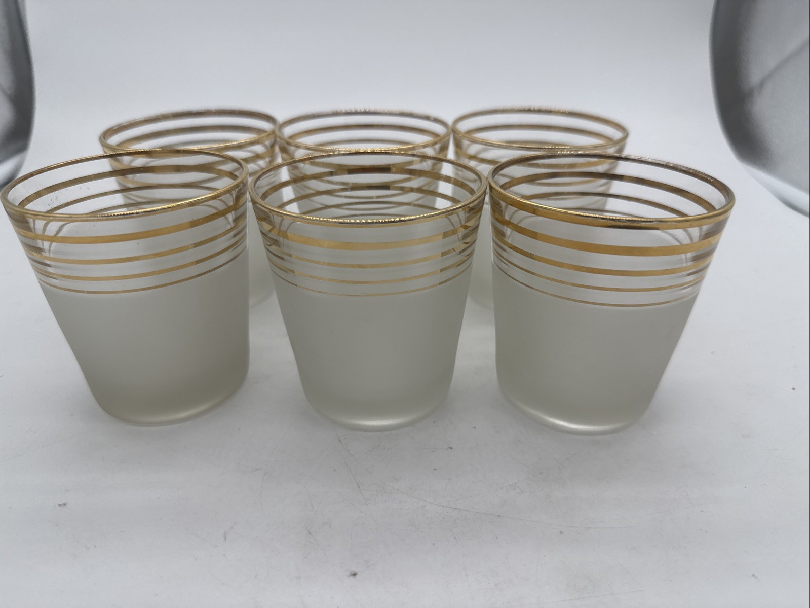 Vintage Mid Century Modern 1960's Frosted Gold Rimmed Glasses Set Of 6 Vintage Mid Century Modern 1960's Frosted Gold Rimmed Glasses Set Of 6