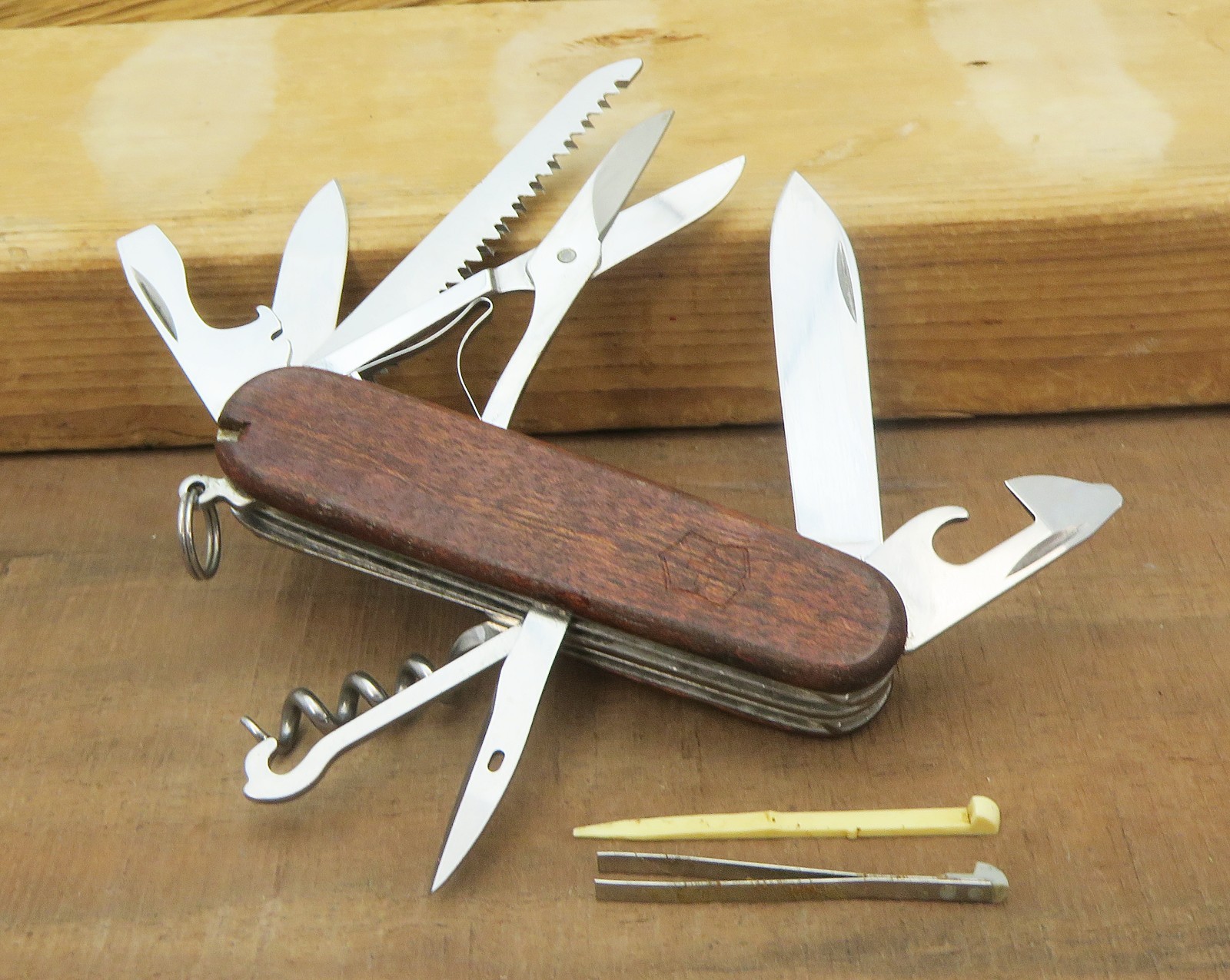 Victorinox Swiss Army Huntsman Multi Tool Knife Wood Scales Victorinox Swiss Army Huntsman Multi Tool Knife Wood Scales