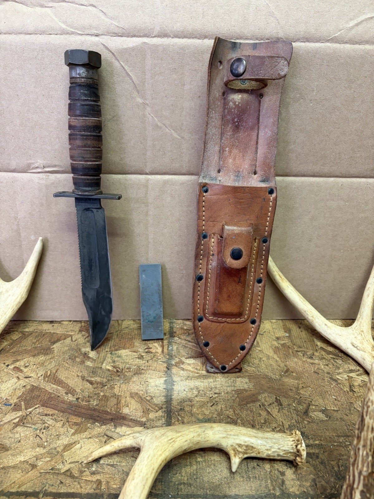Vintage Camillus NY Jet Pilot Survival Knife With Sheath And Stone 6”