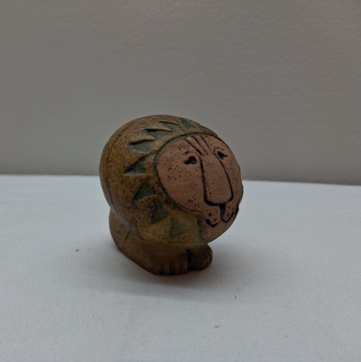 Vintage Lisa Larson Large Lion 2" tall Vintage Lisa Larson Large Lion 2" tall