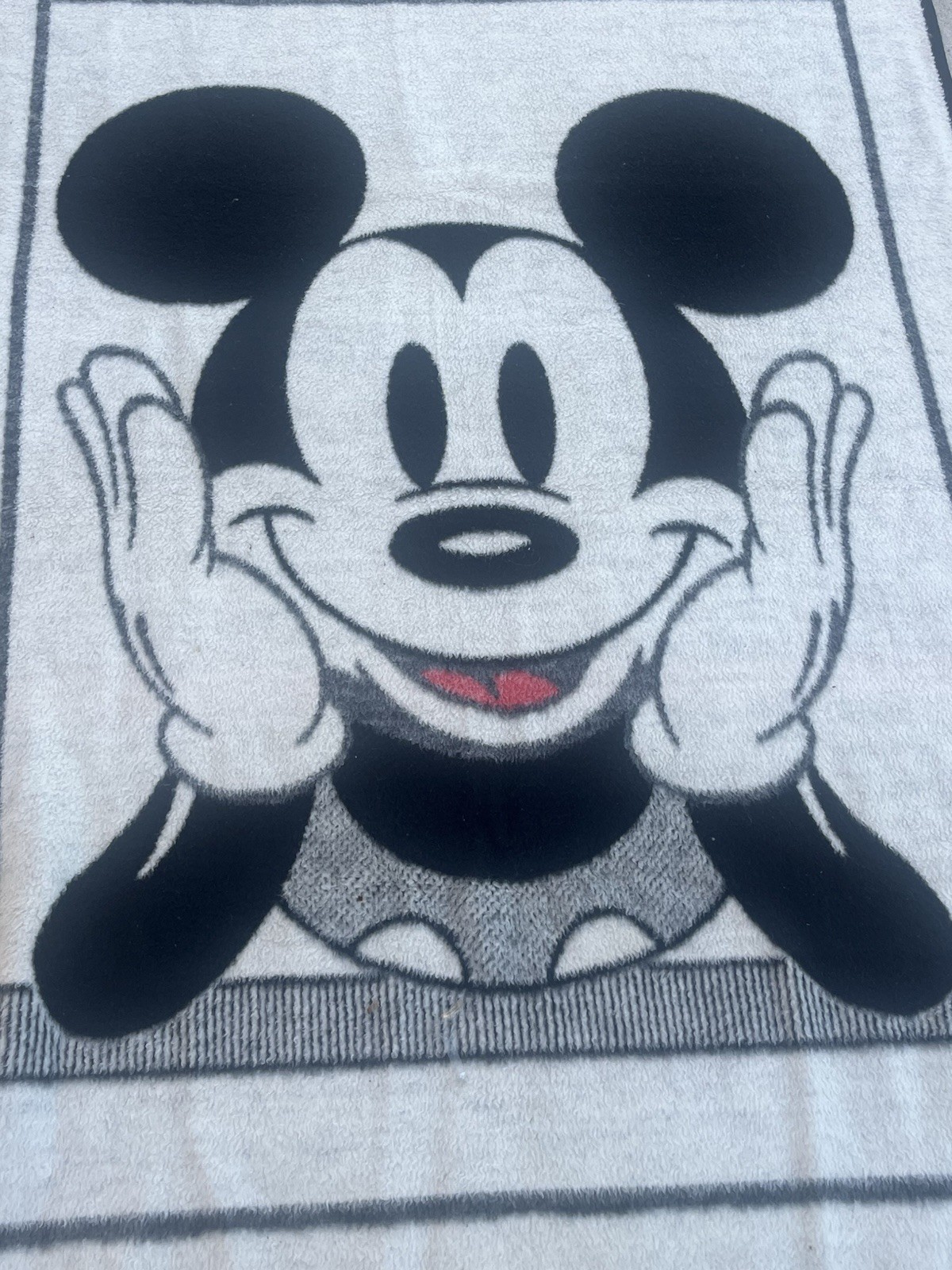 Vintage Biederlack Disney Mickey Mouse Fleece Blanket 54X72 In Vintage Biederlack Disney Mickey Mouse Fleece Blanket 54X72 In