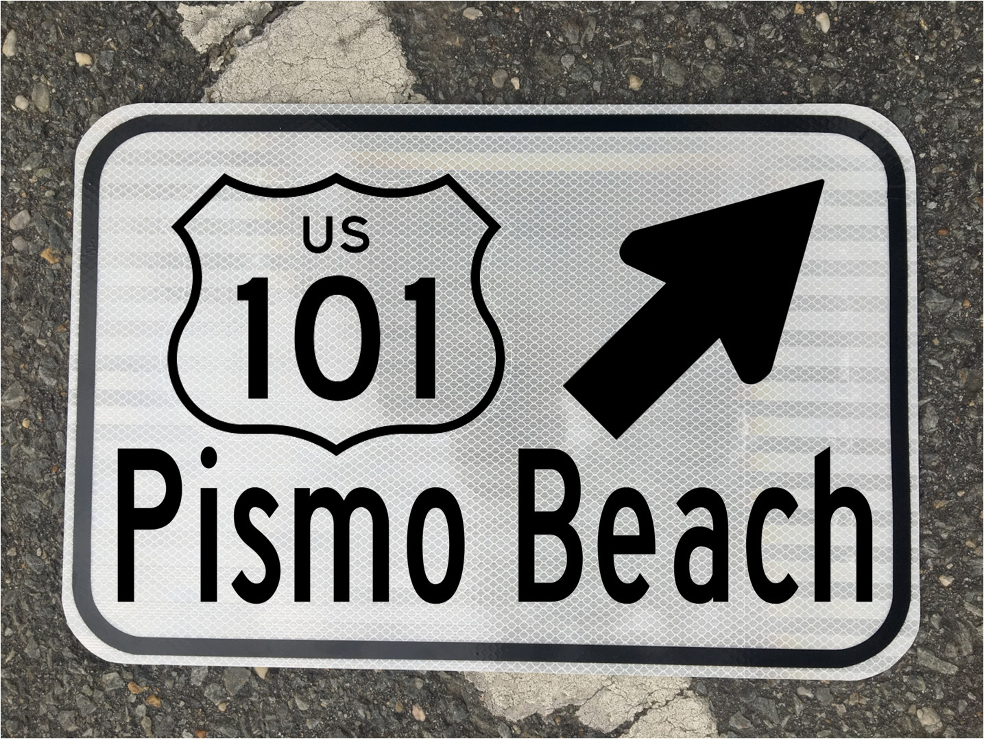 PISMO BEACH California US 101 Highway road sign 12"x18" DOT style PISMO BEACH California US 101 Highway road sign 12"x18" DOT style