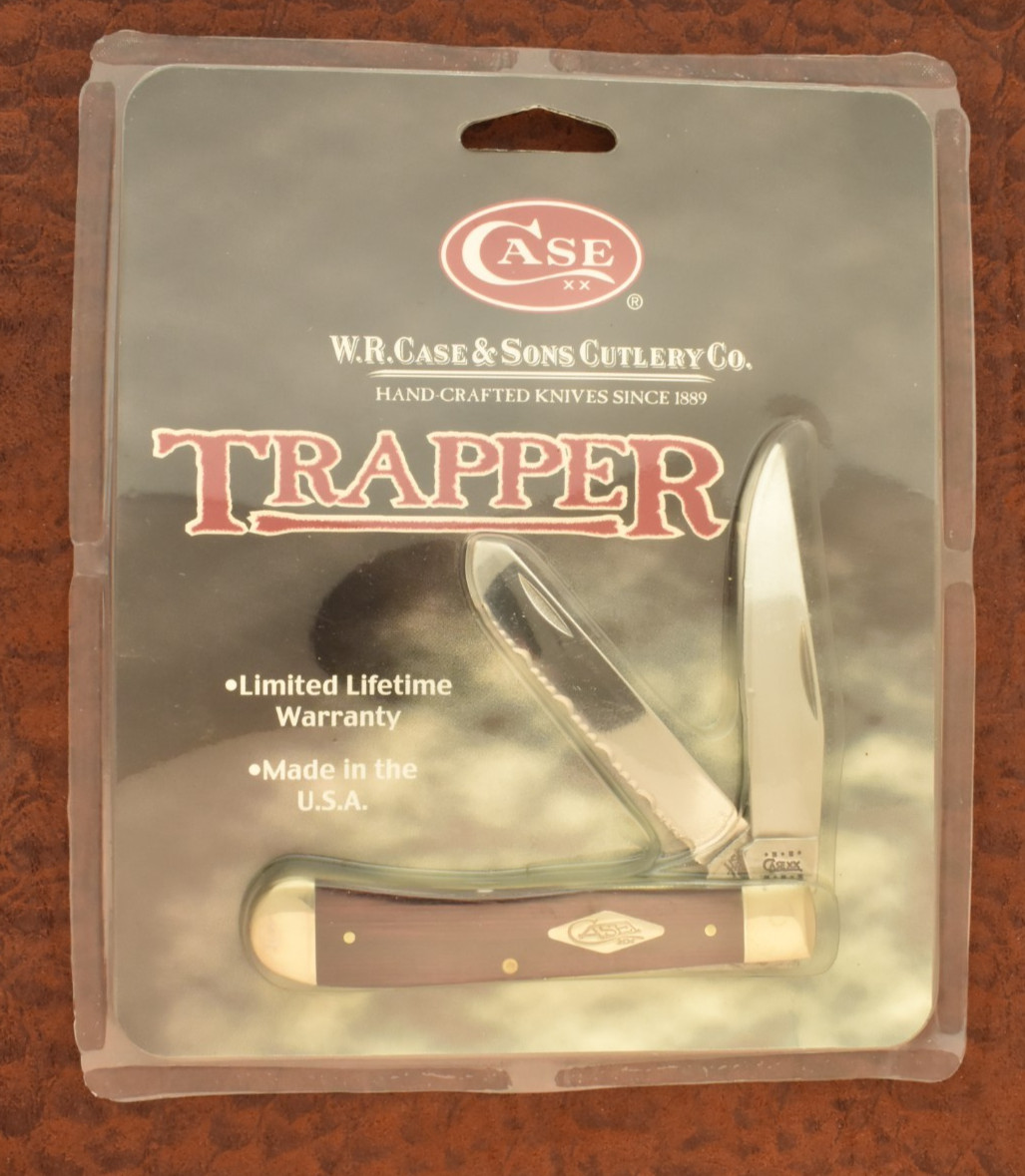 SUPER RARE CASE XX USA ROSEWOOD SERRATED BLADE FULL SIZE TRAPPER KNIFE (37476) SUPER RARE CASE XX USA ROSEWOOD SERRATED BLADE FULL SIZE TRAPPER KNIFE (37476)