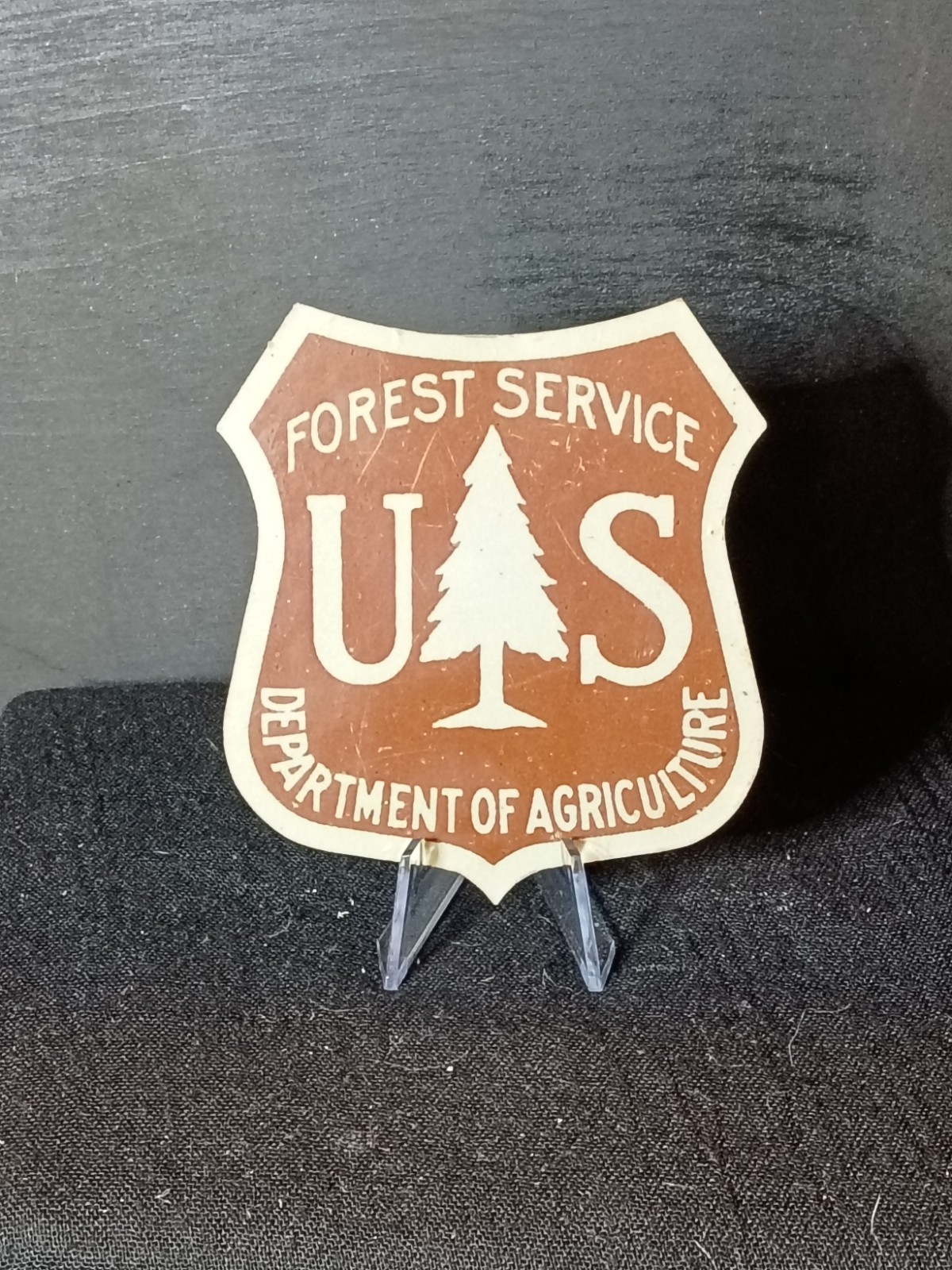 Vintage Metal USFS United States Forest Service Shield Sign Emblem Gov Issued 🛡 Vintage Metal USFS United States Forest Service Shield Sign Emblem Gov Issued 🛡