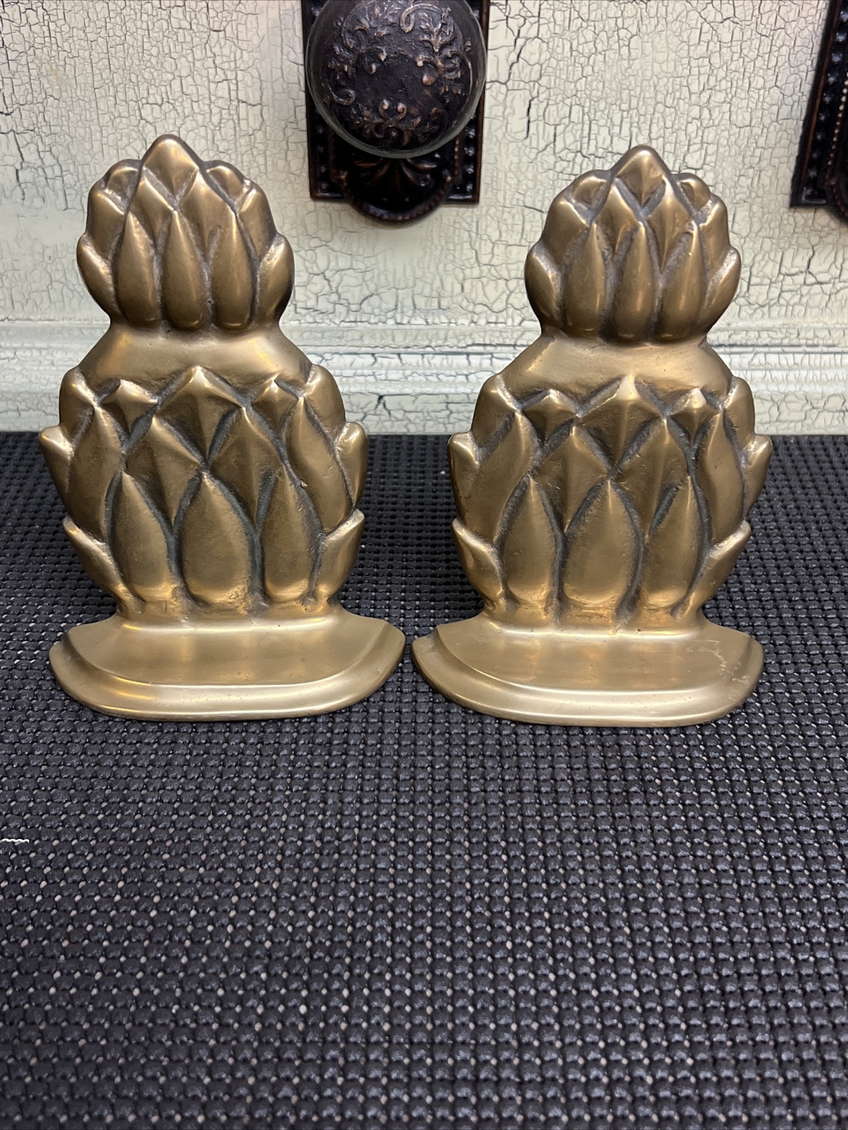 Vintage Pair Of heavy Brass Pineapple Bookends Doorstops 6” Tall Vintage Pair Of heavy Brass Pineapple Bookends Doorstops 6” Tall