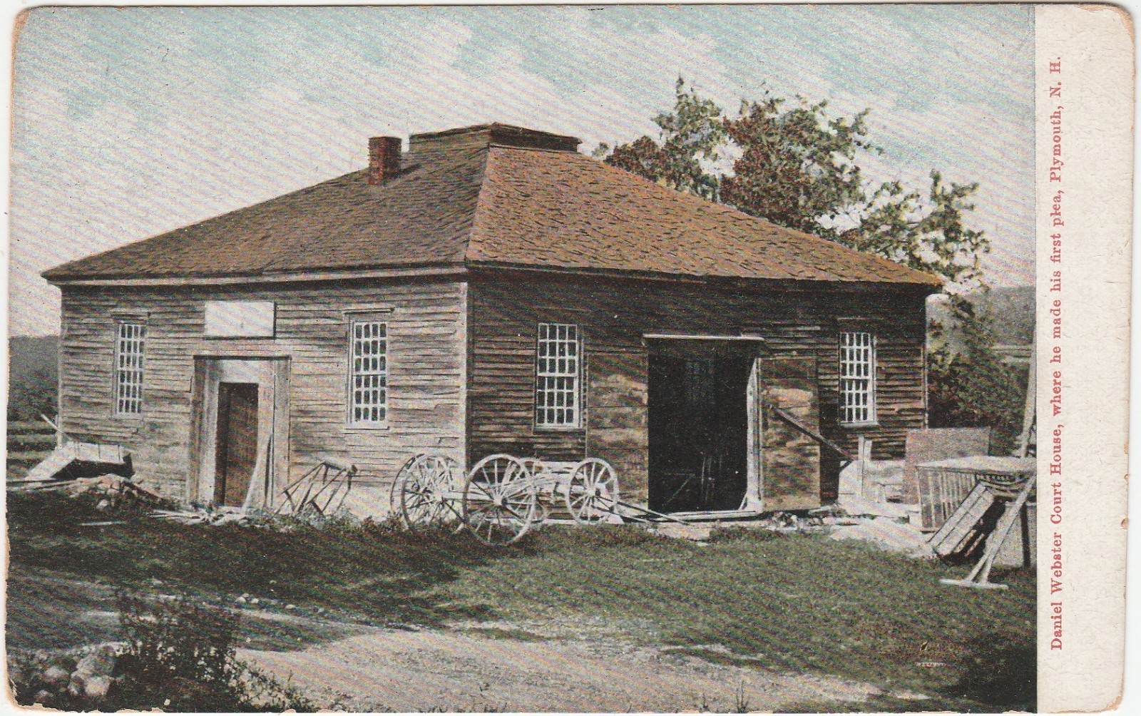 Plymouth NH postcard - Daniel Webster Court House 1904 - 1907 Plymouth NH postcard - Daniel Webster Court House 1904 - 1907