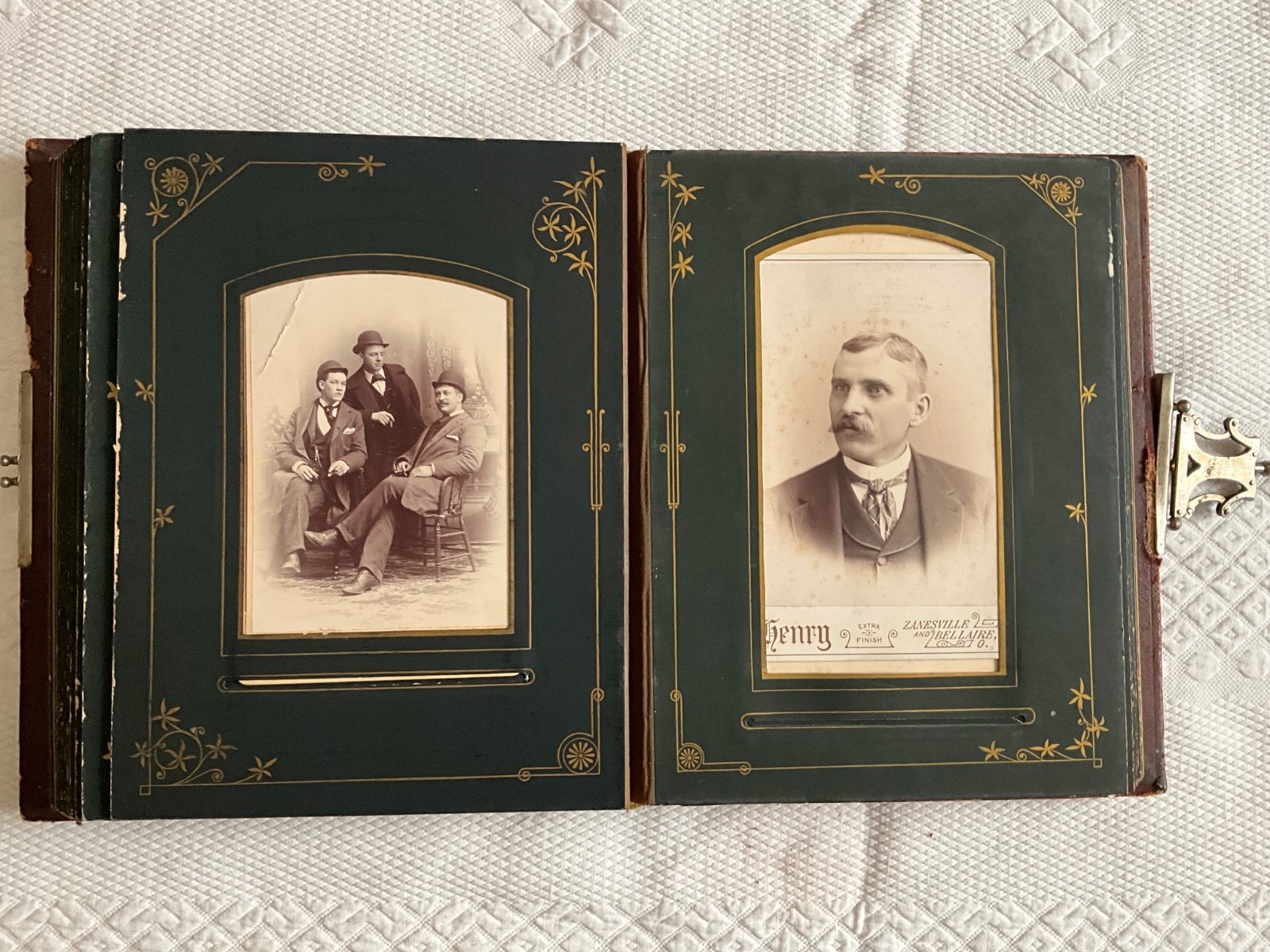 Antique Victorian Photo Album 1800s Cabinet Cards CDV Family Photos Haunted?Read Antique Victorian Photo Album 1800s Cabinet Cards CDV Family Photos Haunted?Read