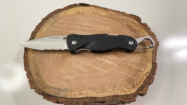 Leatherman C33LX Folding Pocket Knife Linerlock Combo Blade Multi Tool-Great Leatherman C33LX Folding Pocket Knife Linerlock Combo Blade Multi Tool-Great