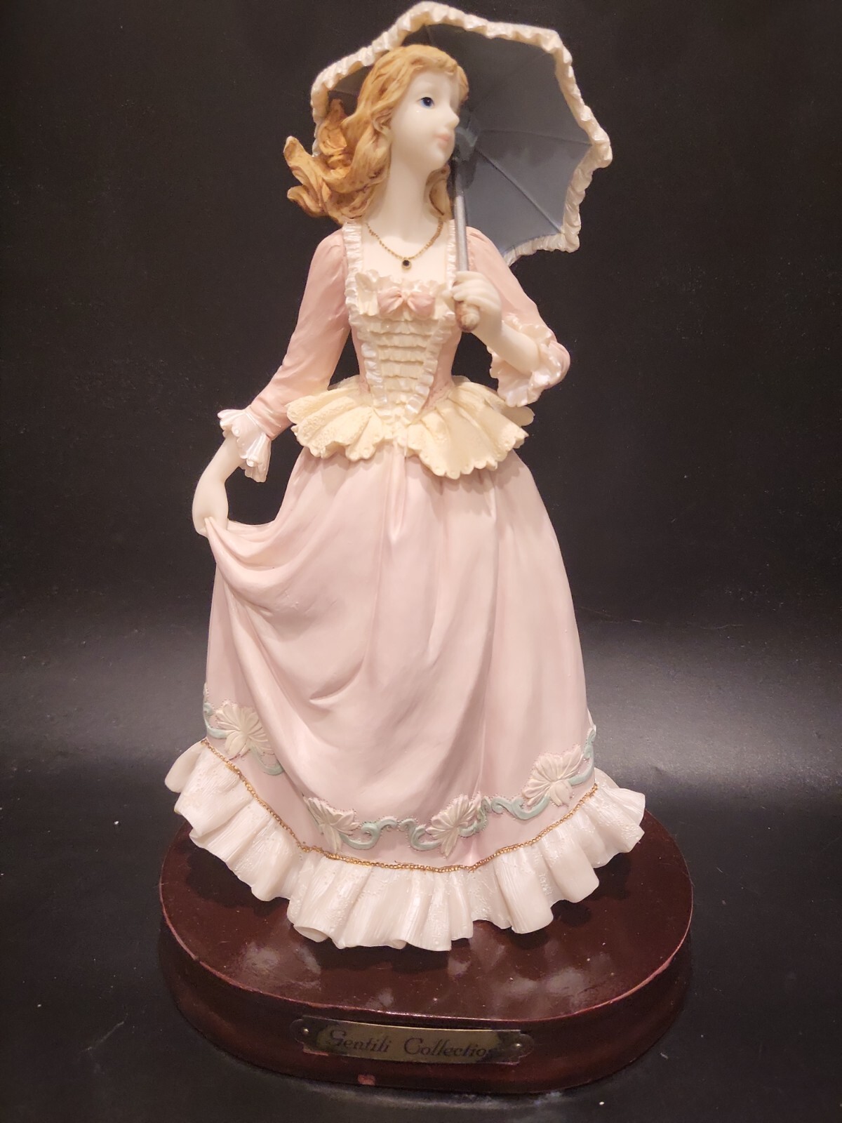 Vintage Gentili Collection Lady With Umbrella Wood Base 9 3/4" Tall Figurine Vintage Gentili Collection Lady With Umbrella Wood Base 9 3/4" Tall Figurine