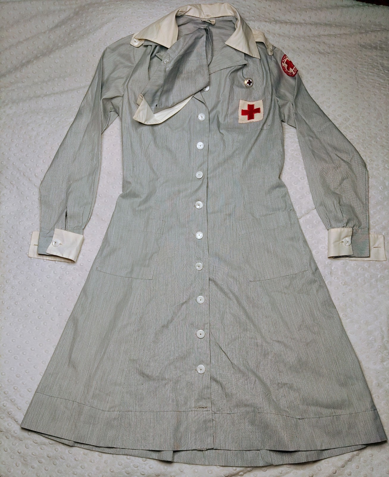 Vtg WWII 40s American Red Cross Dilly Uniform Volunteer Nurse Dress 12L Vtg WWII 40s American Red Cross Dilly Uniform Volunteer Nurse Dress 12L