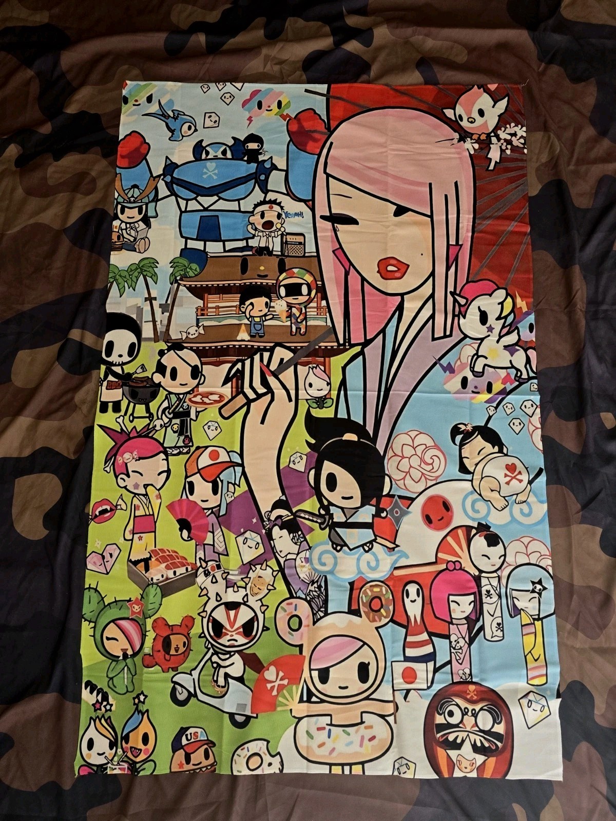 Tokidoki TKDK GEISHA GIRL HUGE Wall Banner Tapestry with hardware 2'10"X4'6" ** Tokidoki TKDK GEISHA GIRL HUGE Wall Banner Tapestry with hardware 2'10"X4'6" **