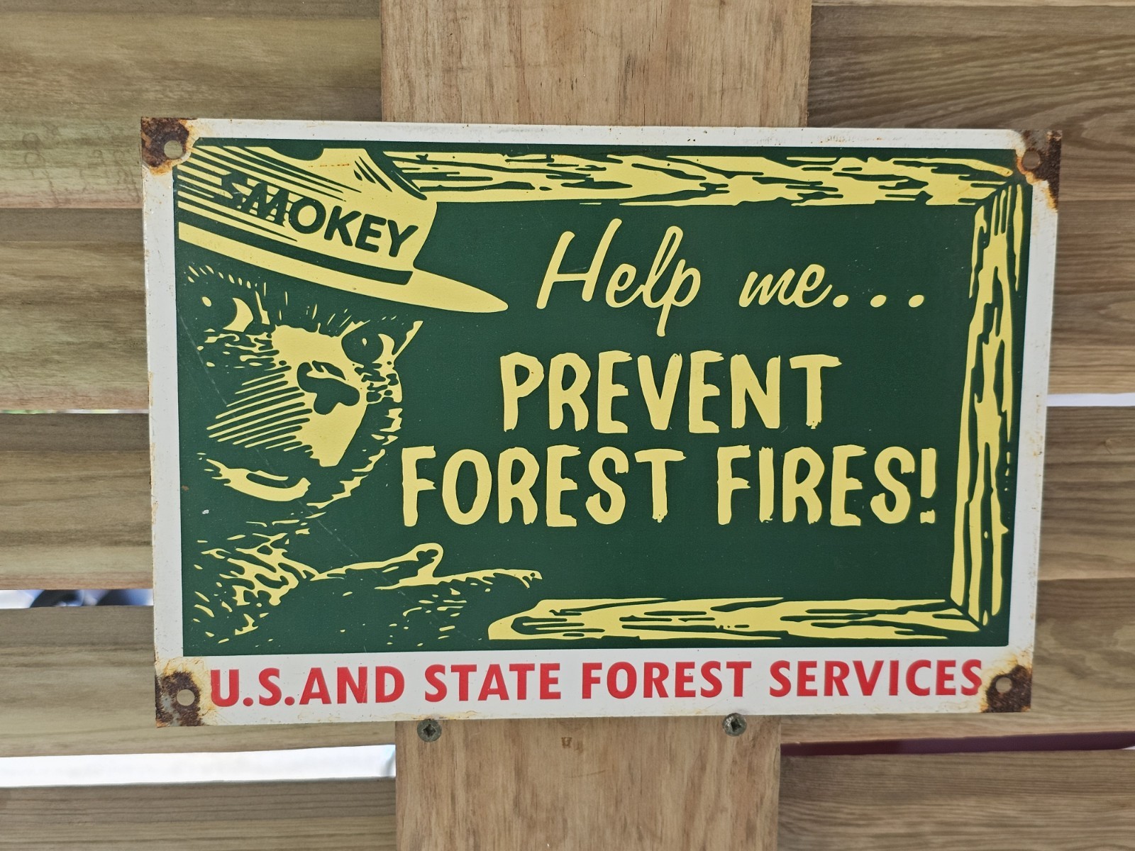 VINTAGE 1960'S SMOKEY THE BEAR HELP PREVENT FOREST FIRES PORCELAIN SIGN VINTAGE 1960'S SMOKEY THE BEAR HELP PREVENT FOREST FIRES PORCELAIN SIGN