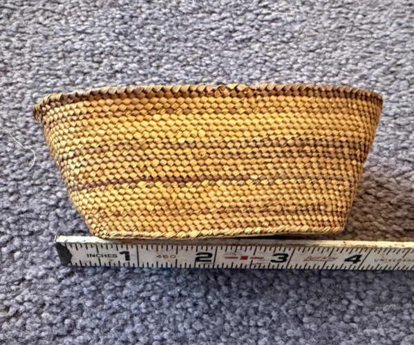 Nootka Makah Mini Fine Woven Basket Rectangular Base Nuu-chah-nulth Vintage Nootka Makah Mini Fine Woven Basket Rectangular Base Nuu-chah-nulth Vintage
