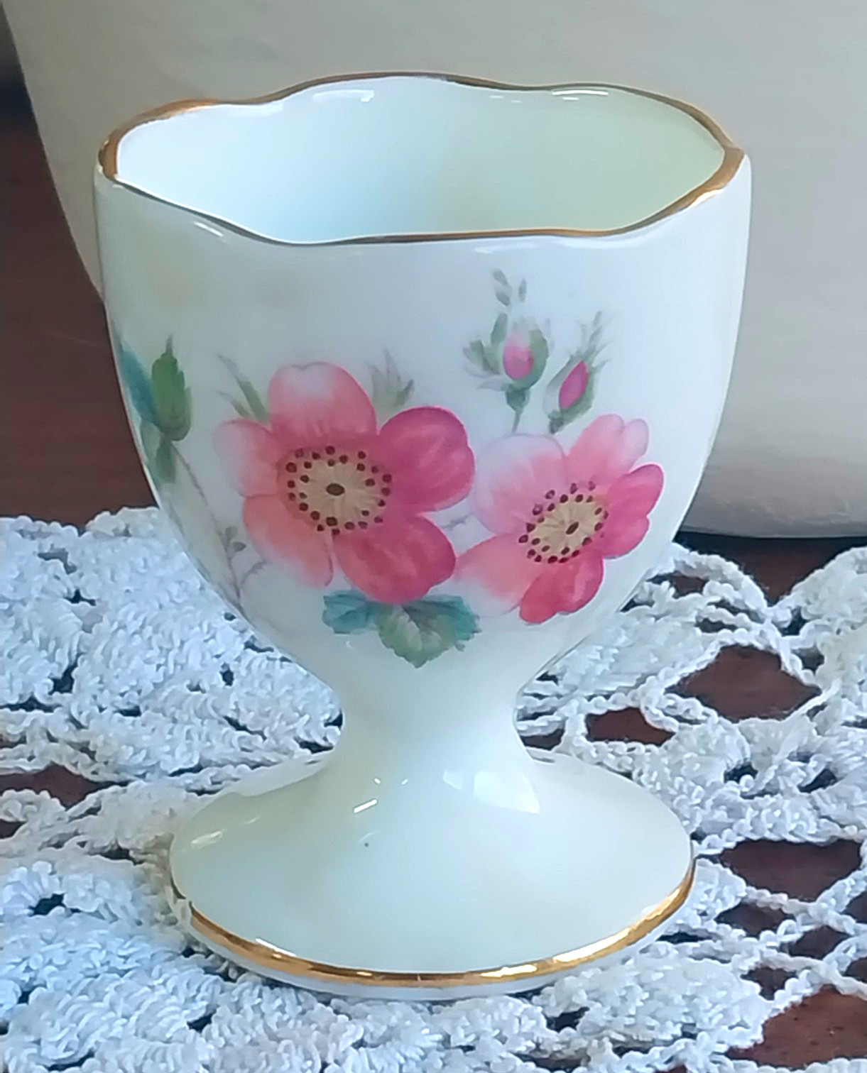 Coalport Junetime Floral Bone China Gold Trim Egg Cup Made in England Coalport Junetime Floral Bone China Gold Trim Egg Cup Made in England