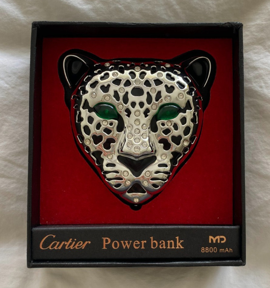 stunning cartier vip gift phanter power bank RARE new in box stunning cartier vip gift phanter power bank RARE new in box