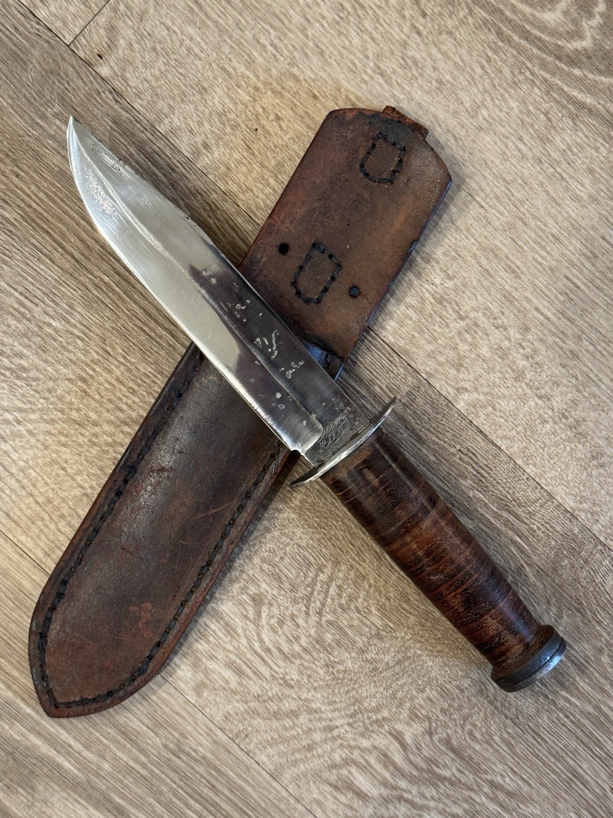 Queen City Cutlery Vintage Fixed Blade WW2 6 Inch Blade Knife W Sheath Queen City Cutlery Vintage Fixed Blade WW2 6 Inch Blade Knife W Sheath