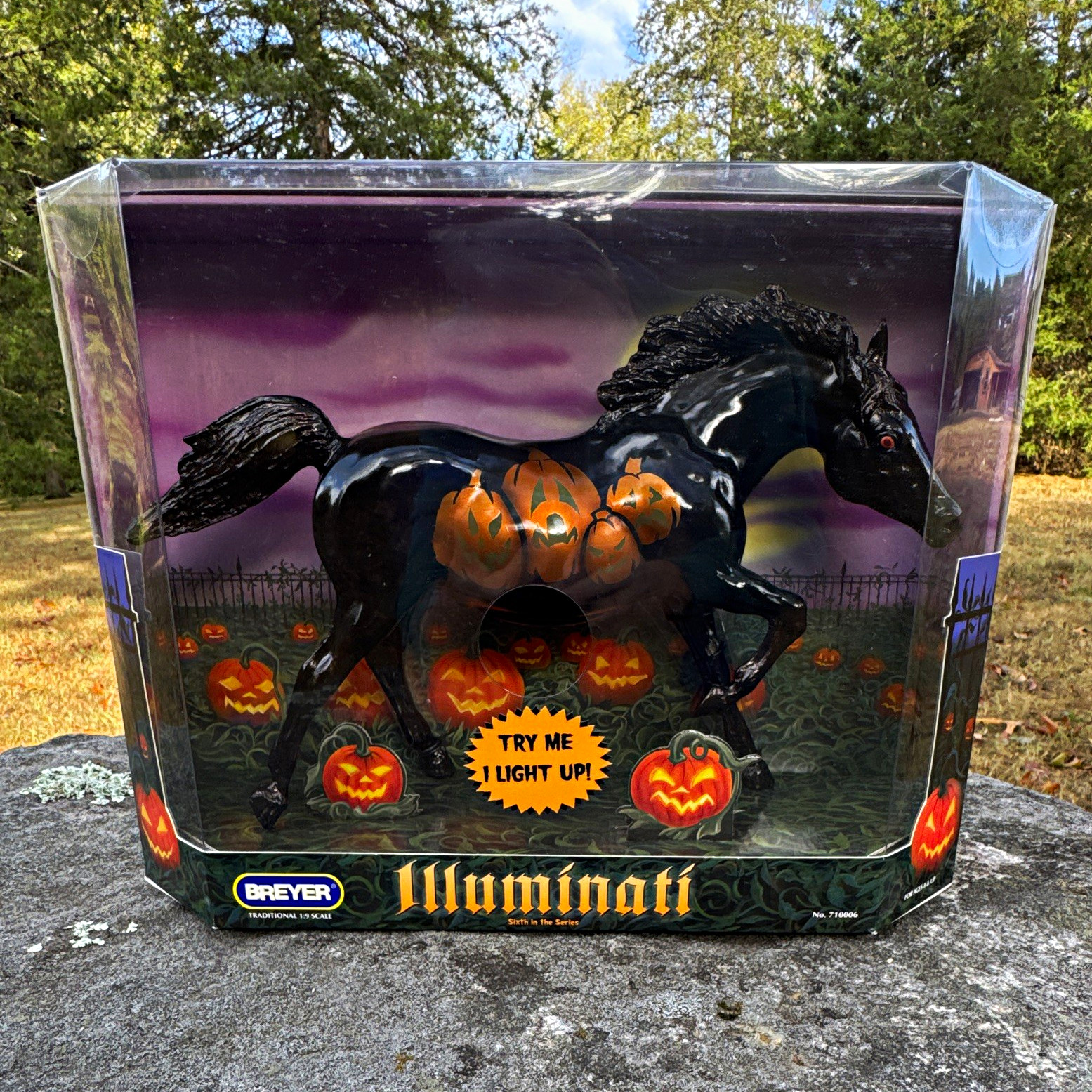 Breyer 2006 Illuminati Light-Up Halloween Horse Figurine Model w/Box Breyer 2006 Illuminati Light-Up Halloween Horse Figurine Model w/Box