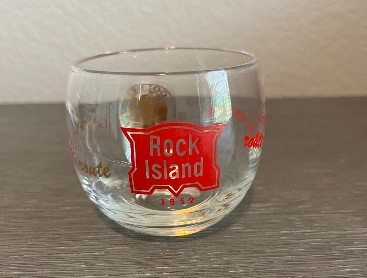 Vintage Rock Island 2.5'' Glass Golden State Route - Route of the Rockets Vintage Rock Island 2.5'' Glass Golden State Route - Route of the Rockets