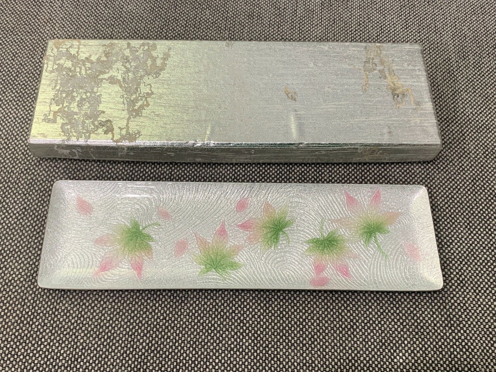 Vintage Japanese Tutanka Cloisonne Tray w/ Floral Decoration w/ Box Vintage Japanese Tutanka Cloisonne Tray w/ Floral Decoration w/ Box