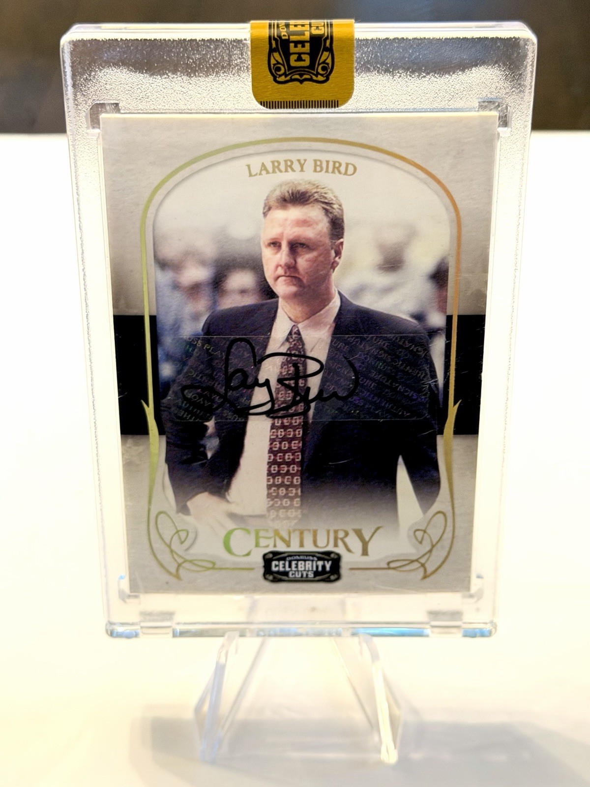 Larry Bird Auto /50 - 2008 Donruss Celebrity Cuts Autographed Card Sealed #48 Larry Bird Auto /50 - 2008 Donruss Celebrity Cuts Autographed Card Sealed #48