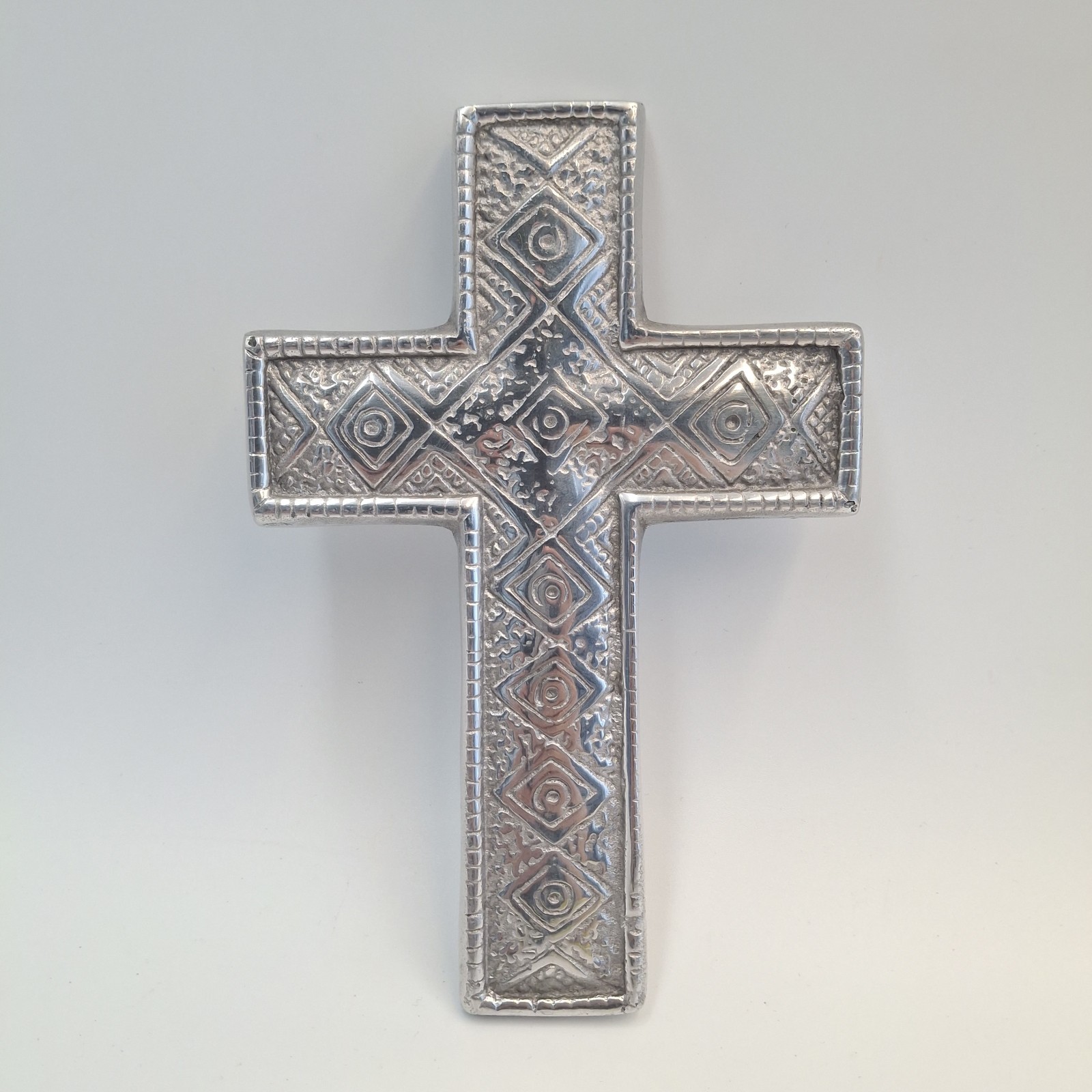 Metal Wall Cross Geometric Diamond Spiral Folk Art Mexico 7x4.75 Textured