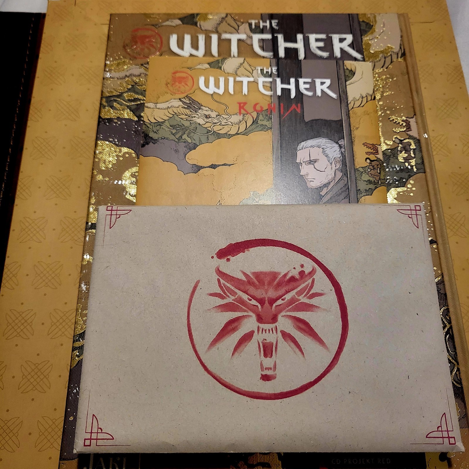 CD Projekt Red The Witcher: Ronin Kickstarter Exclusive Hardcover + Postcards CD Projekt Red The Witcher: Ronin Kickstarter Exclusive Hardcover + Postcards