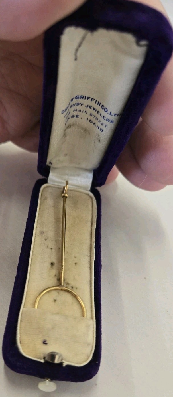1910s 14K Gold Pinky Ring Cigarette Holder W Original Case 2.5 Grams Boise ID 1910s 14K Gold Pinky Ring Cigarette Holder W Original Case 2.5 Grams Boise ID
