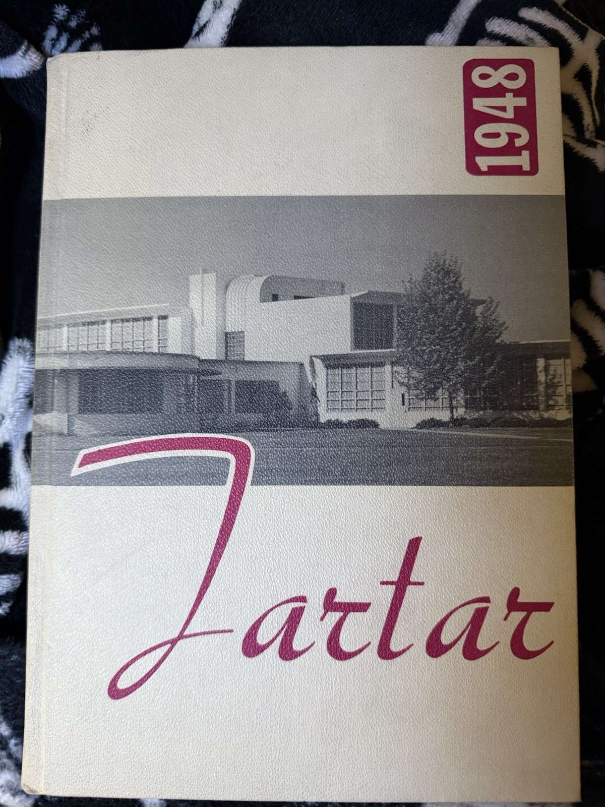Antique 1948 yearbook "The Tartar" Visalia College Visalia, California Photos Antique 1948 yearbook "The Tartar" Visalia College Visalia, California Photos
