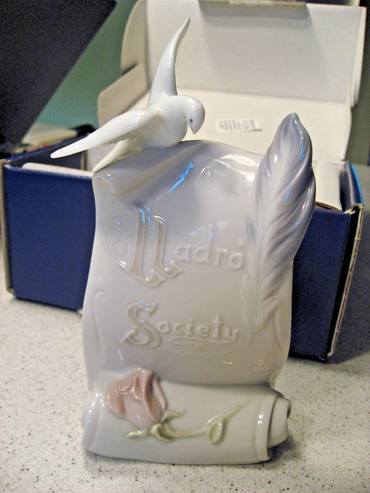 Vintage Lladro Society Art Brings Us Together Porcelain Figurine #7677 Vintage Lladro Society Art Brings Us Together Porcelain Figurine #7677