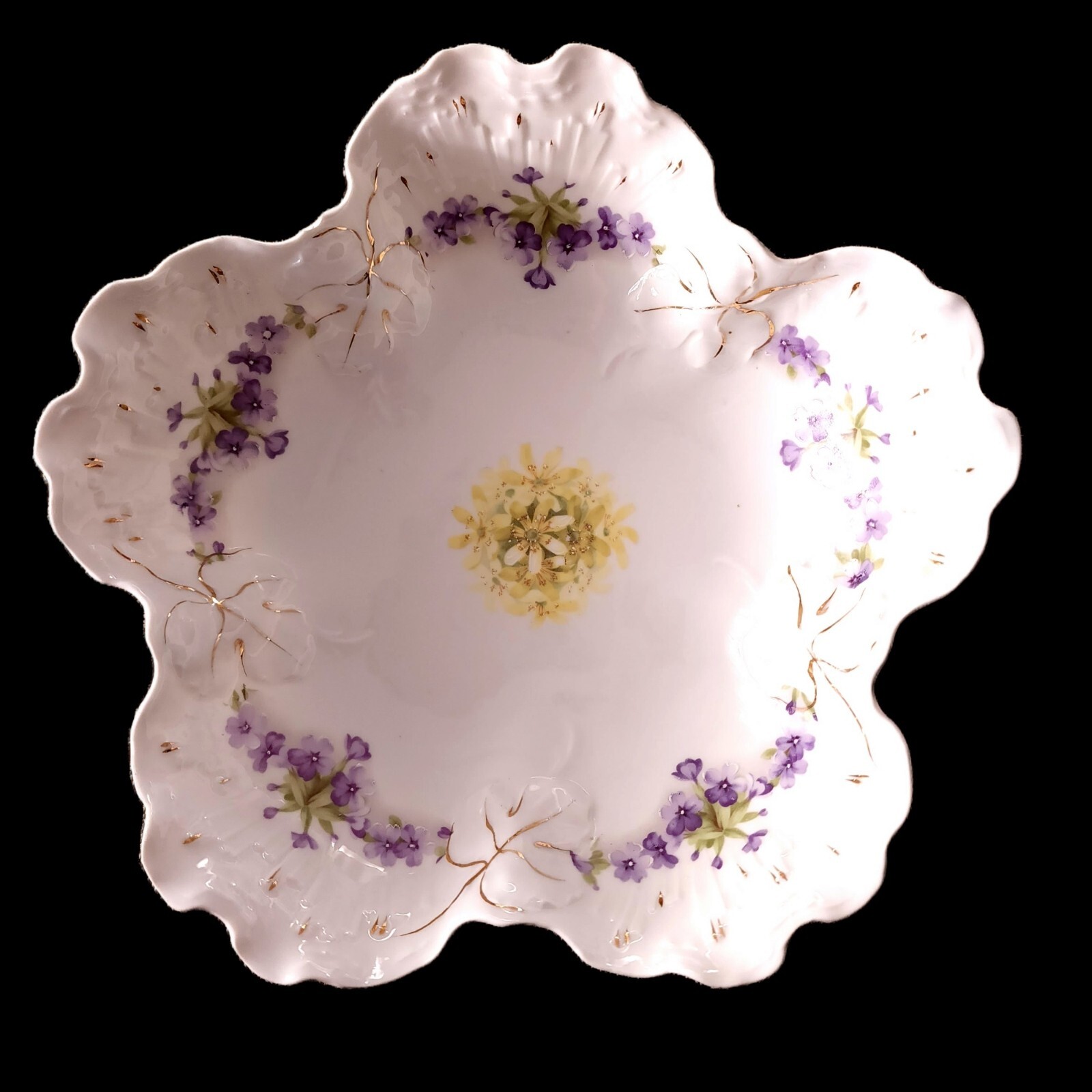 10" Antique Bauer Rosenthal & Co B.R.C. Voltaire Floral Scalloped Master Bowl 10" Antique Bauer Rosenthal & Co B.R.C. Voltaire Floral Scalloped Master Bowl