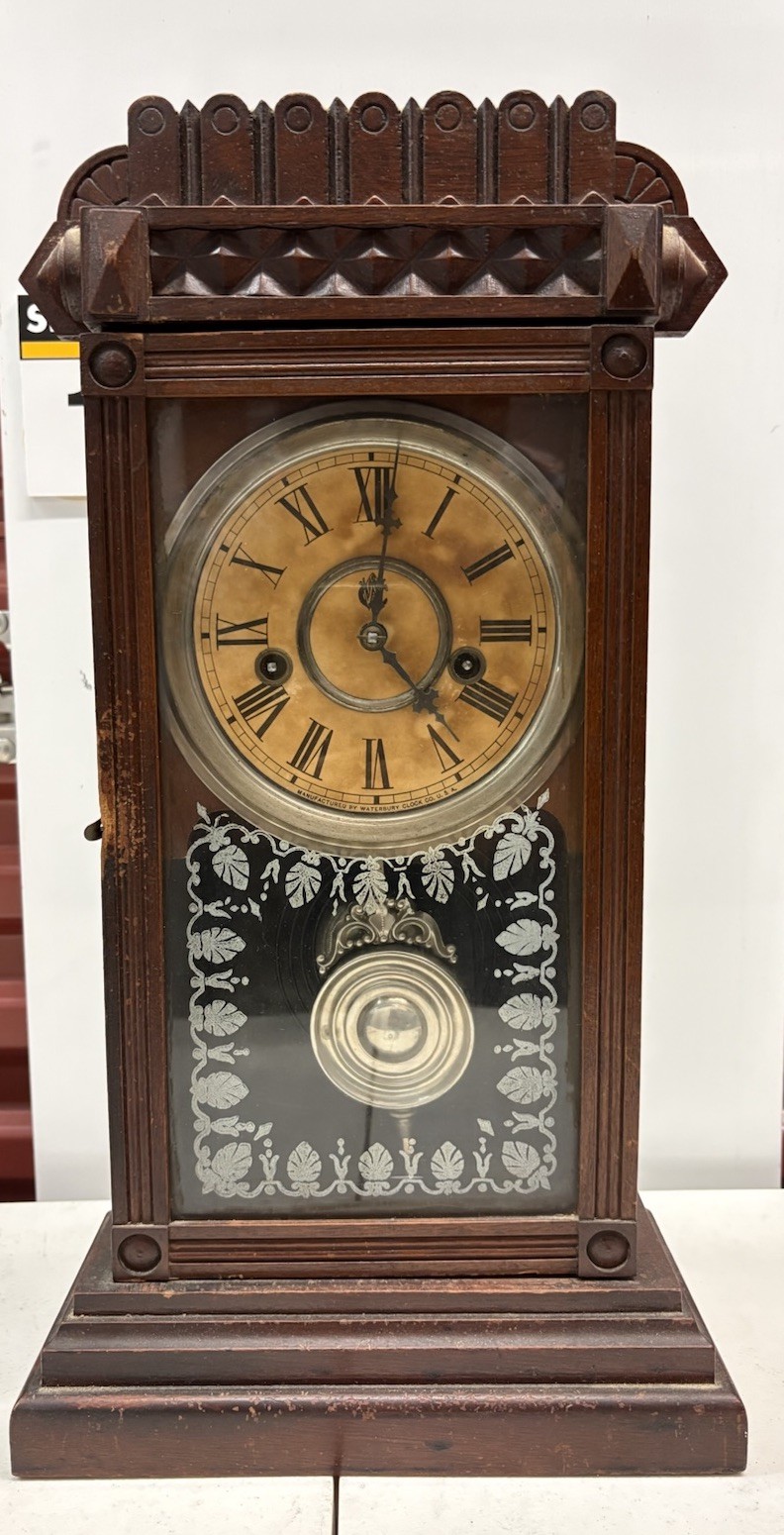 Antique Waterbury Clock Co. “Newtown” One-Day Strike Mantel Clock – Working Antique Waterbury Clock Co. “Newtown” One-Day Strike Mantel Clock – Working