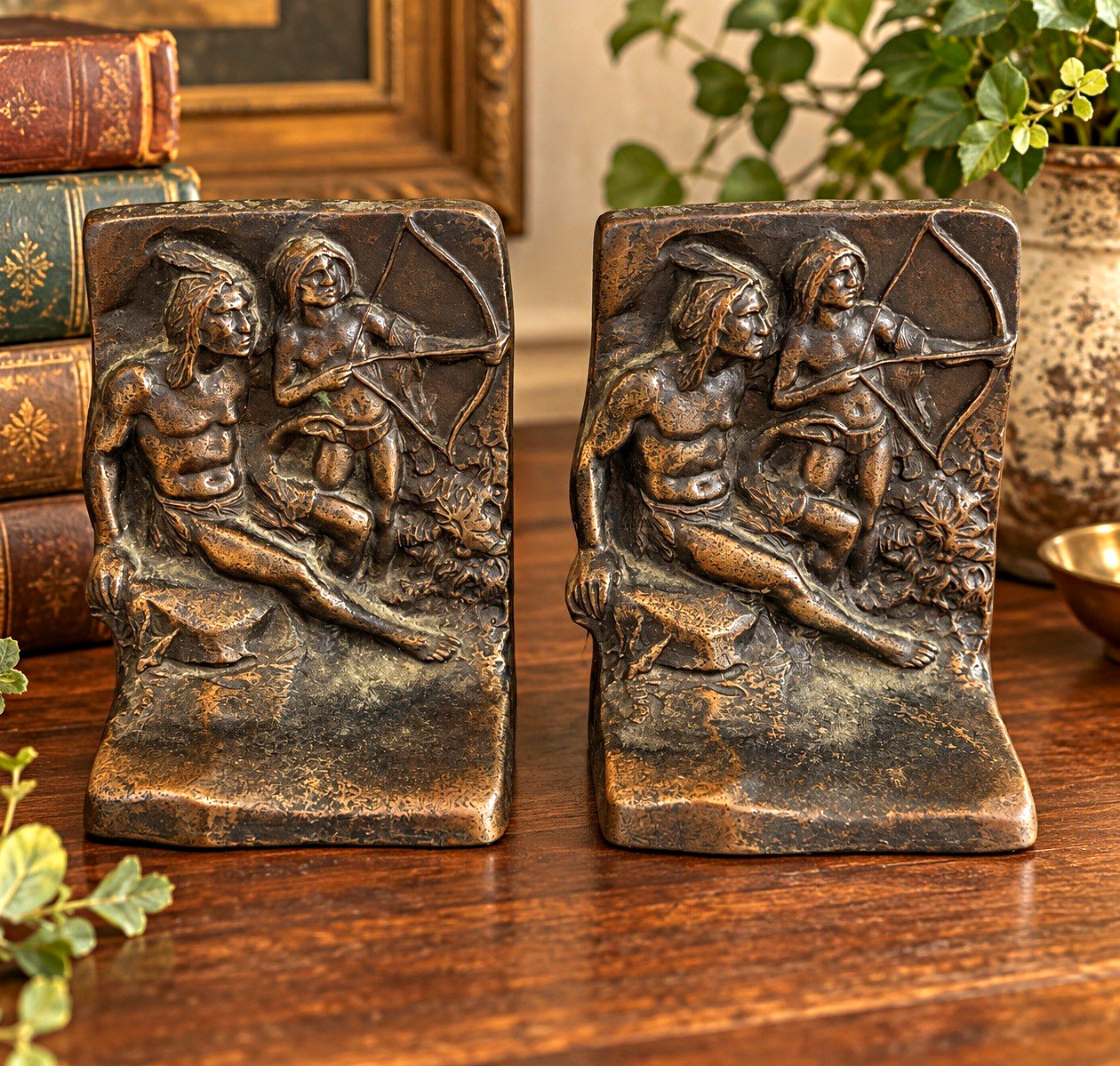 Antique 1920s Weidlich Brothers Native American Archer Bookends – Bronze – Heavy Antique 1920s Weidlich Brothers Native American Archer Bookends – Bronze – Heavy