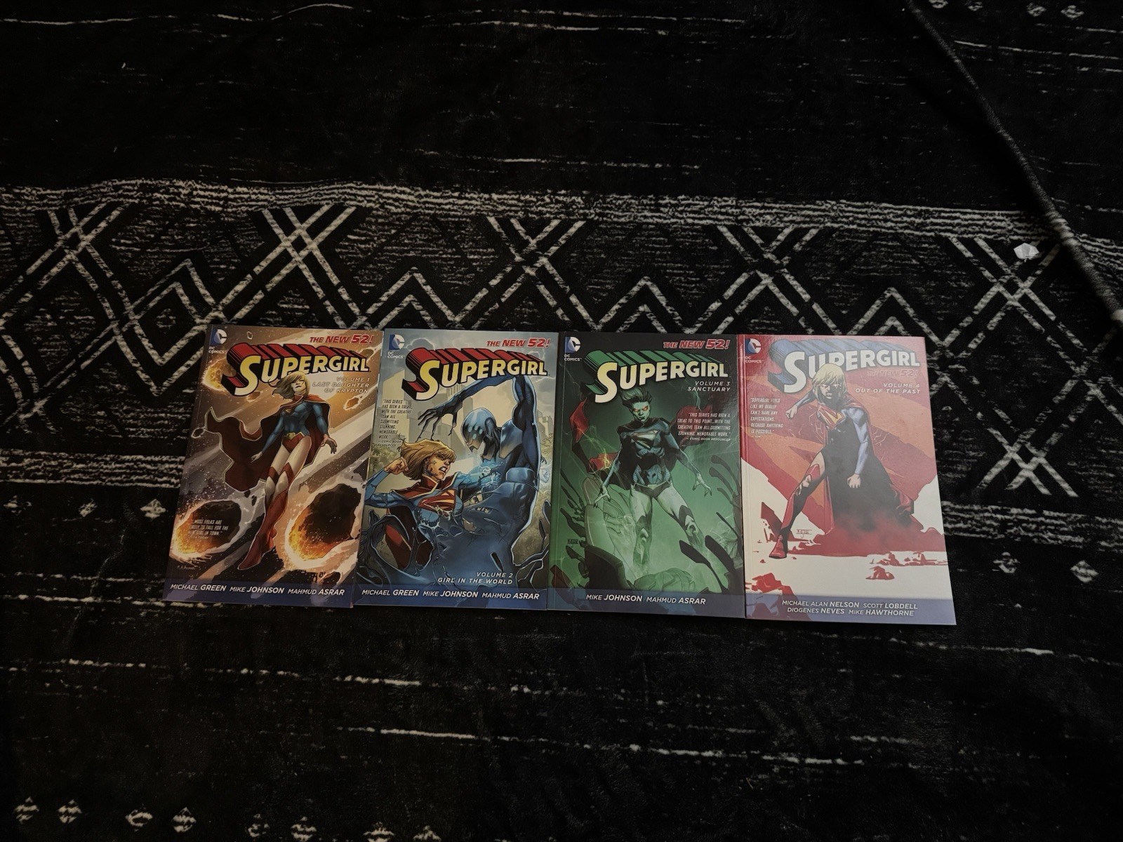 Supergirl New 52 Vol 1-4 Supergirl New 52 Vol 1-4
